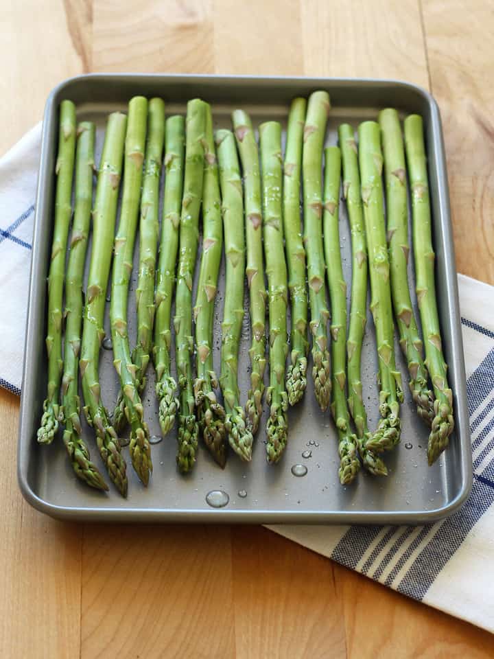 How To Roast Asparagus Spears In Your Toaster Oven